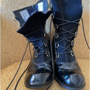 Vintage Sbicca patten leather lace up ankle boots